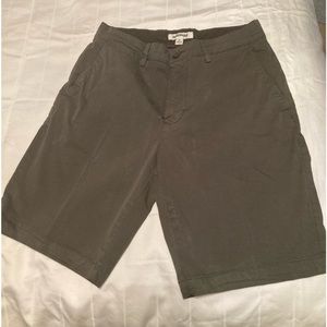 Good threads Men’s Shorts. Size 30.